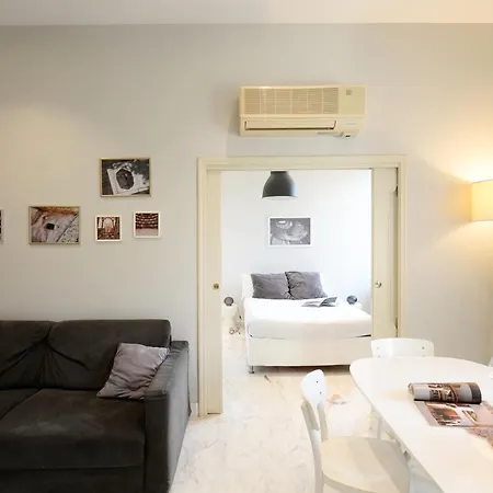 Fontana Piu Stella Apartment *